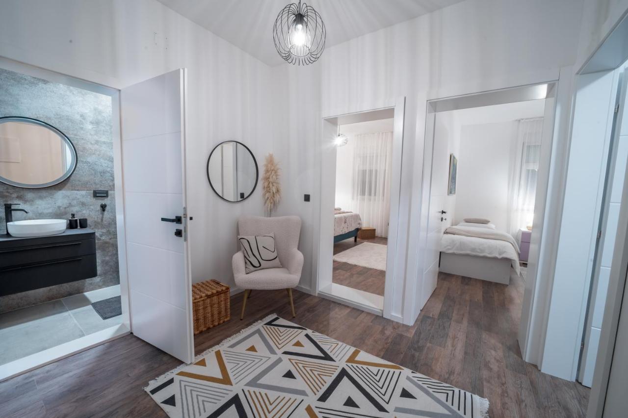 Ema'S Oasis Mostar House, Your Perfect Getaway, Free Private Parking And Garden エクステリア 写真