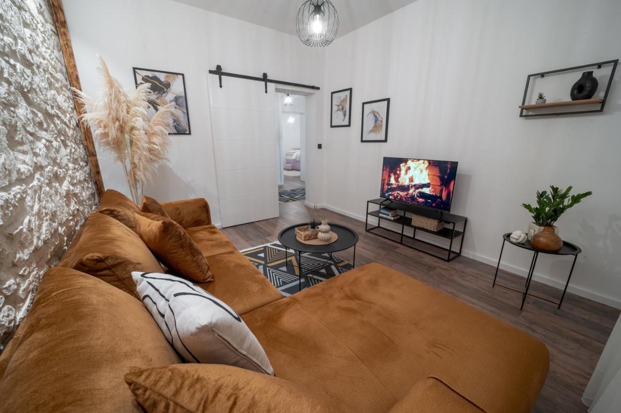 Ema'S Oasis Mostar House, Your Perfect Getaway, Free Private Parking And Garden エクステリア 写真