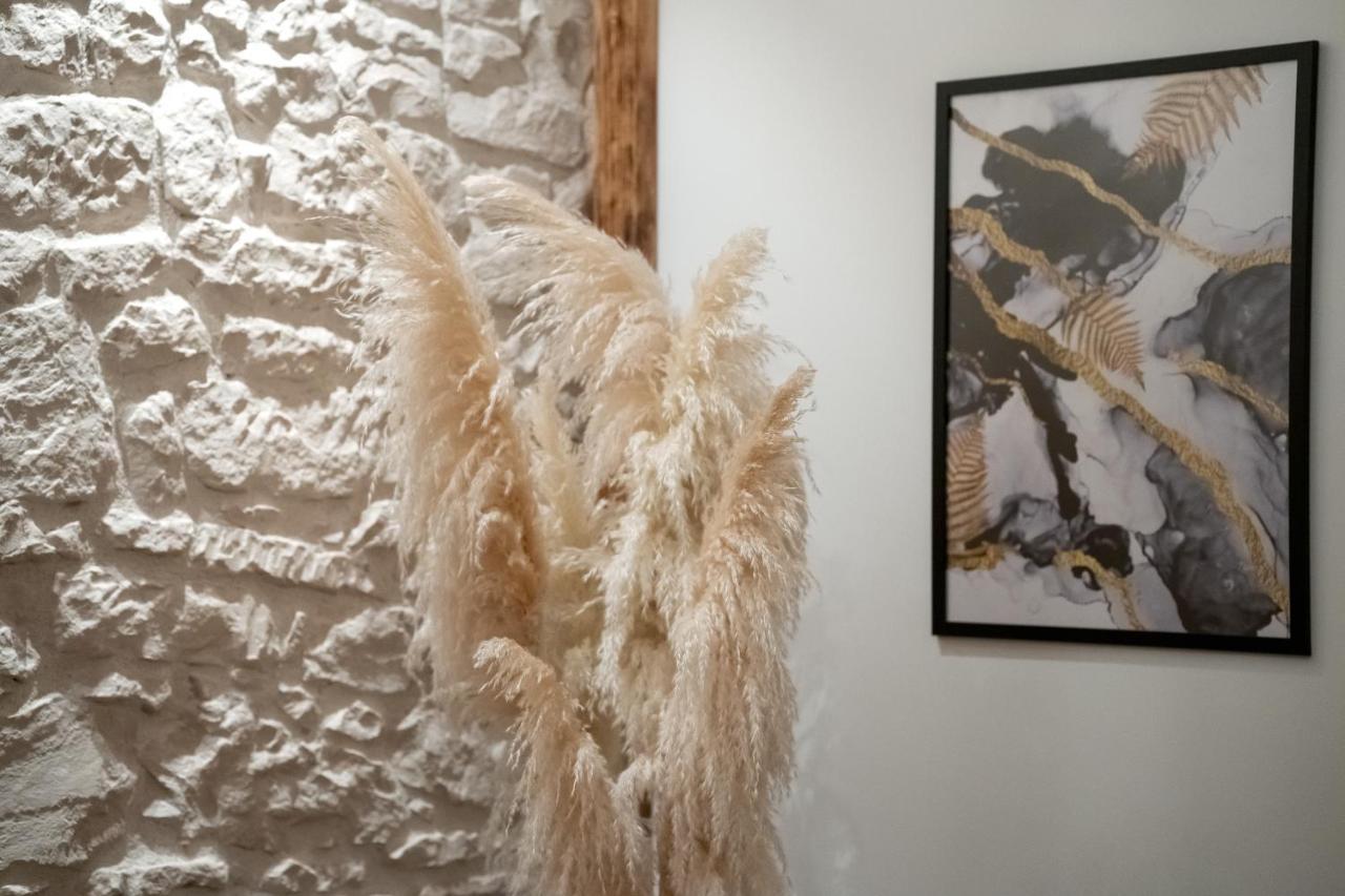 Ema'S Oasis Mostar House, Your Perfect Getaway, Free Private Parking And Garden エクステリア 写真